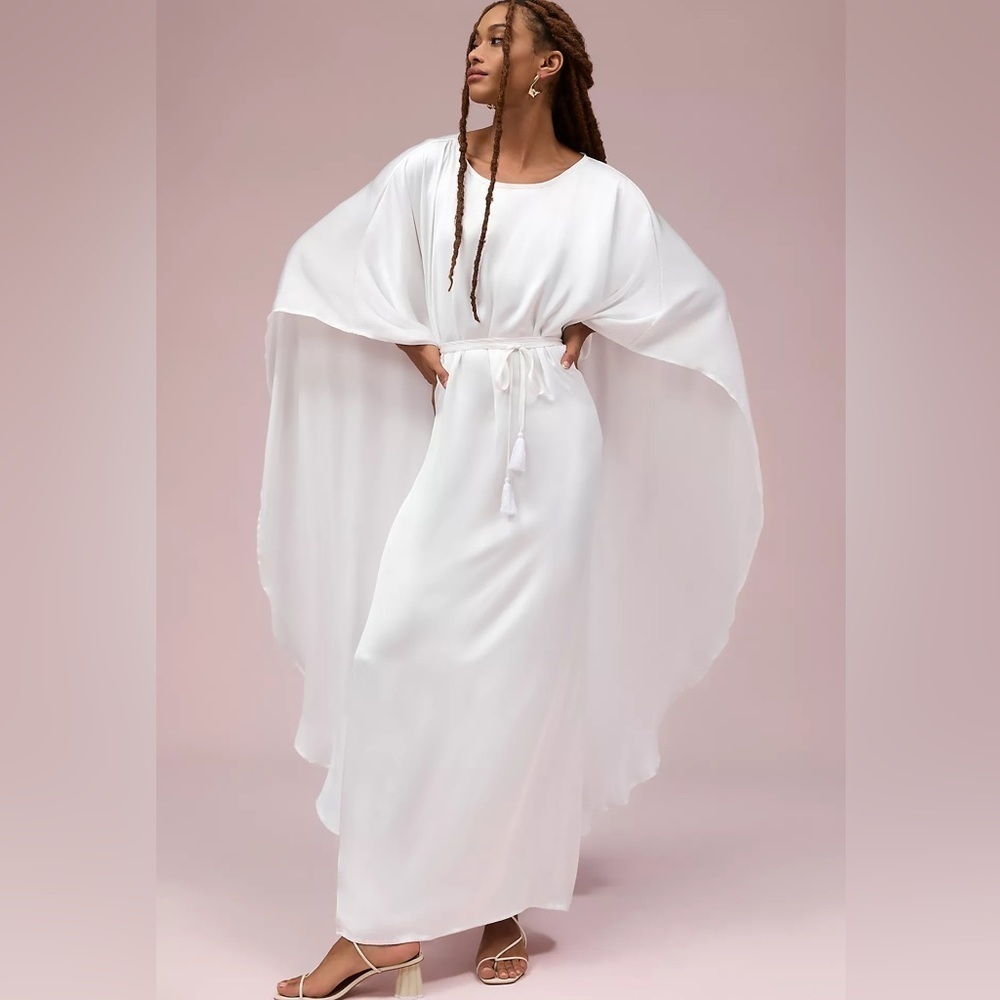 NWT Erika Peña Cape Dress